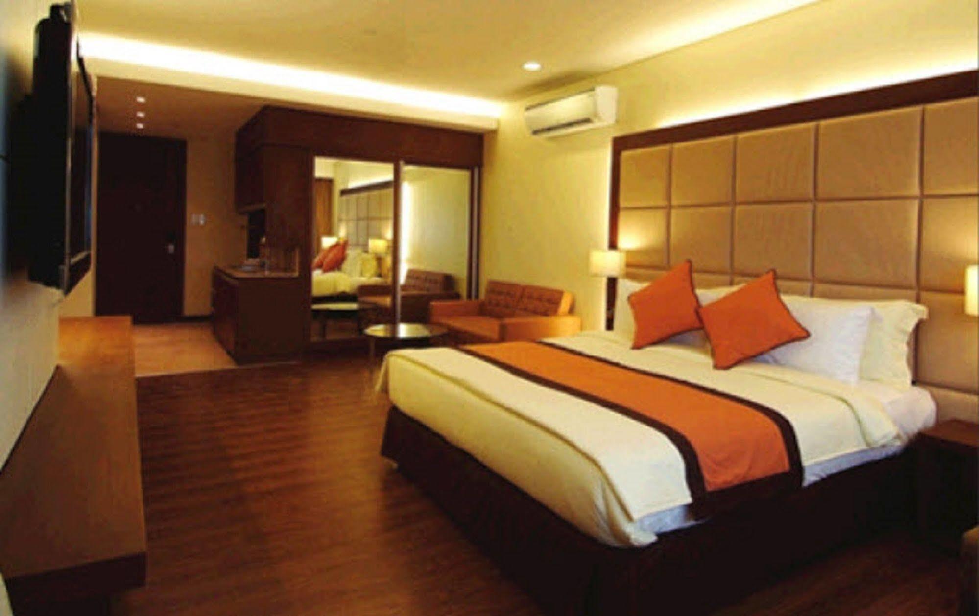 Santomas Suites Santo Tomas Eksteriør billede